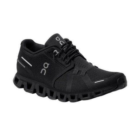 נעלי הריצה לגברים On Cloud 5 Waterproof הן שחור ולבן.